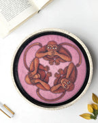 THREE WISE MONKEYS DECOR PLATE - ROSE (18.5 cm)