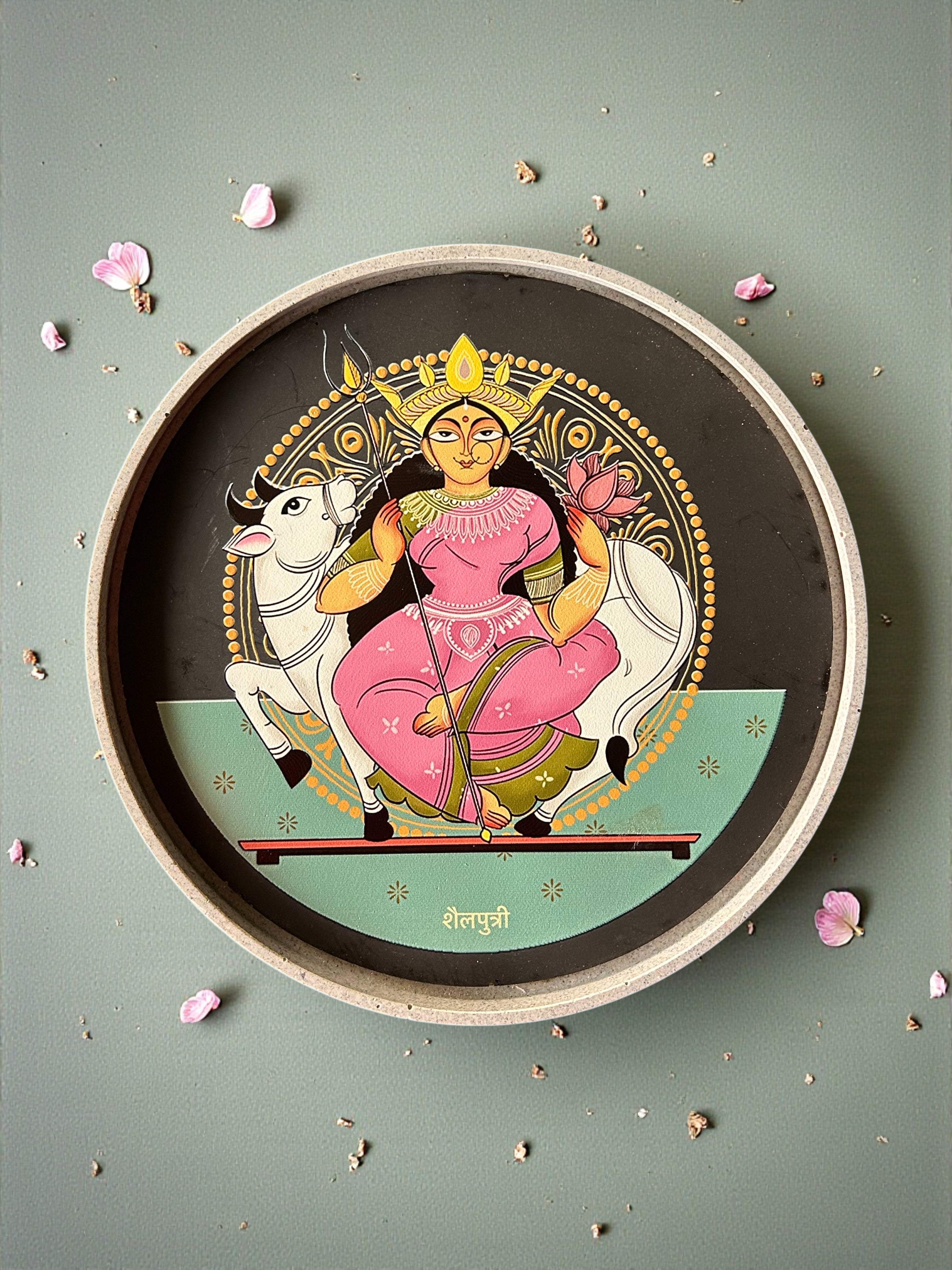 NAVDURGA (SET OF 9) -  DECOR PLATES - 18.5 cm