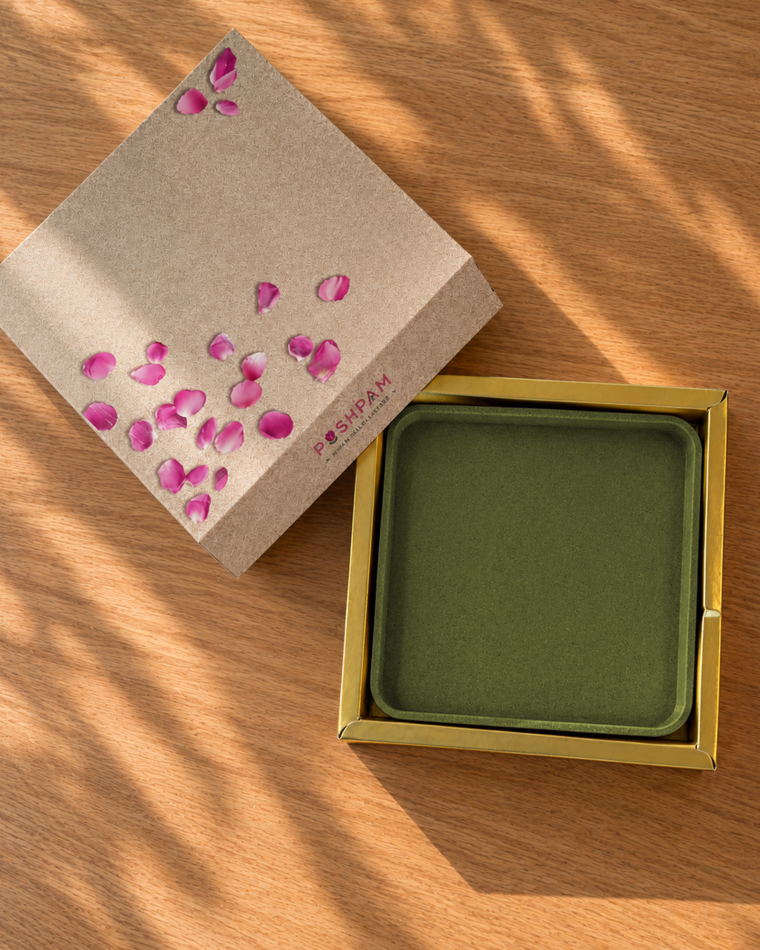SQUARE GREEN TRAY
