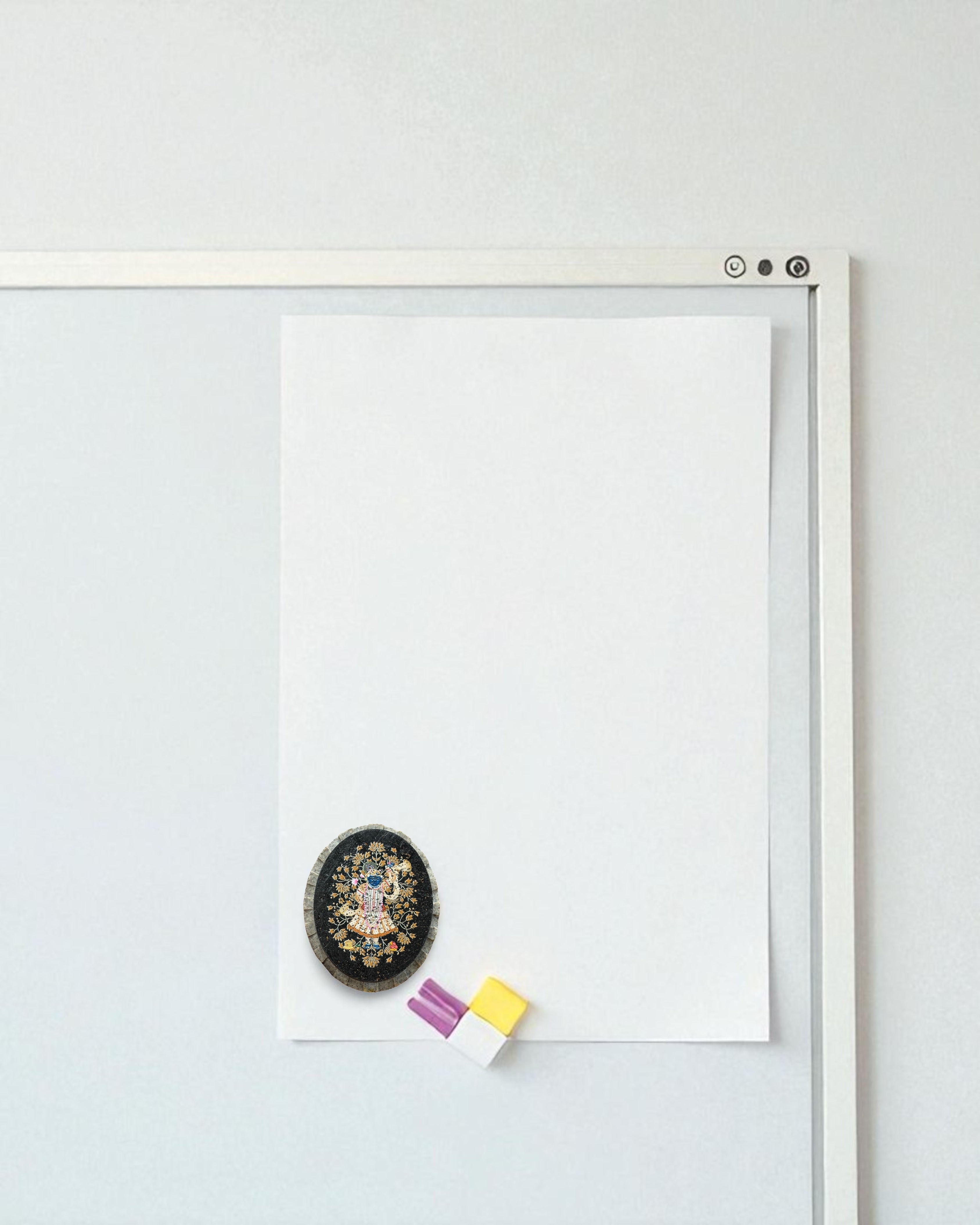 ASTHA MAGNET - Purna Chhavi (Oval)