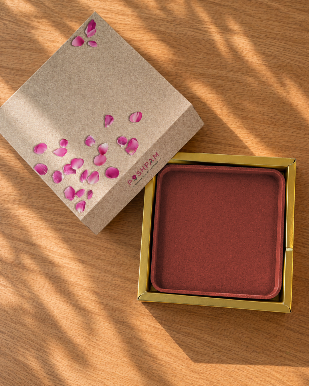 SQUARE RED TRAY