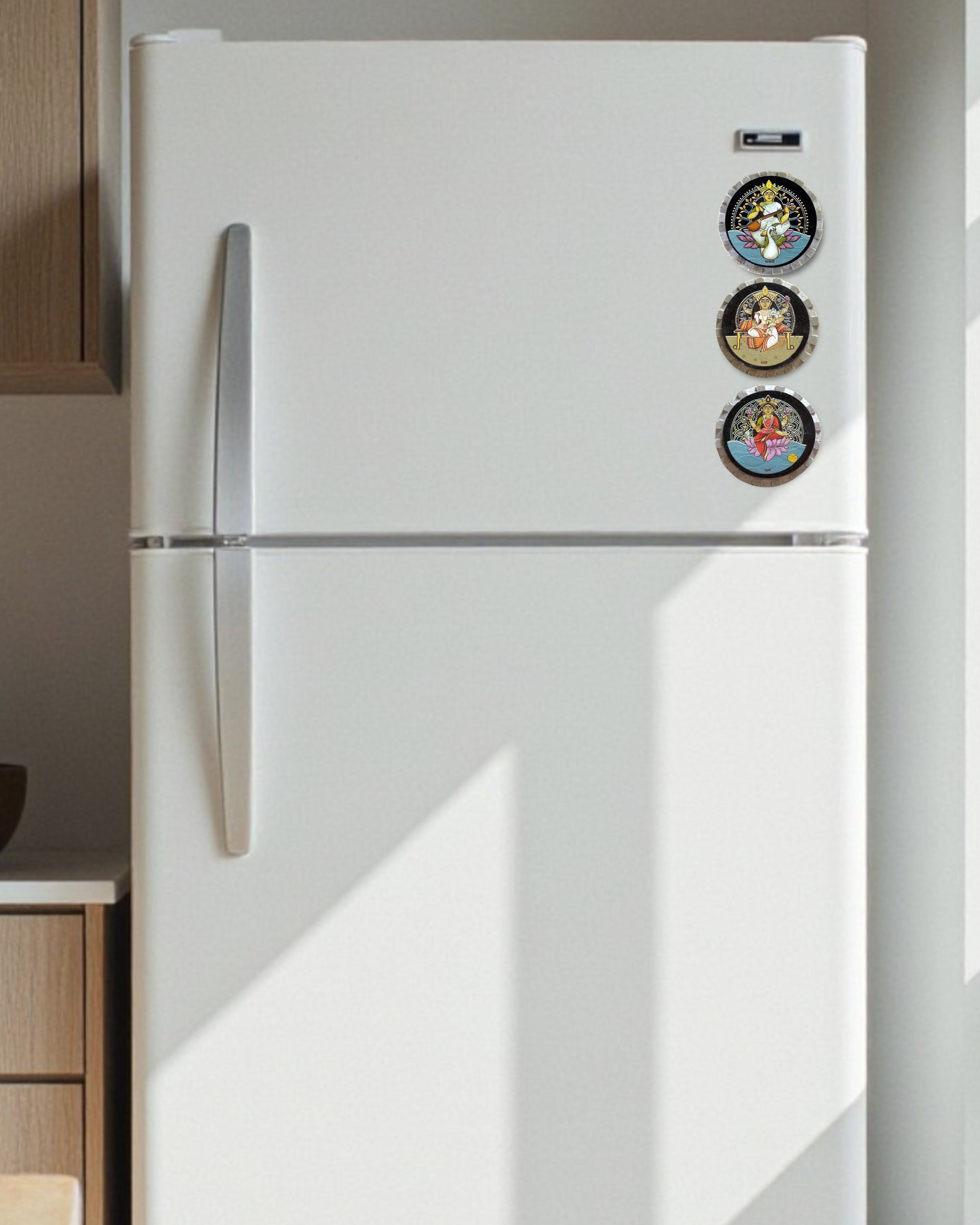 TRIDEVI AASTHA MAGNET SET (Circle)