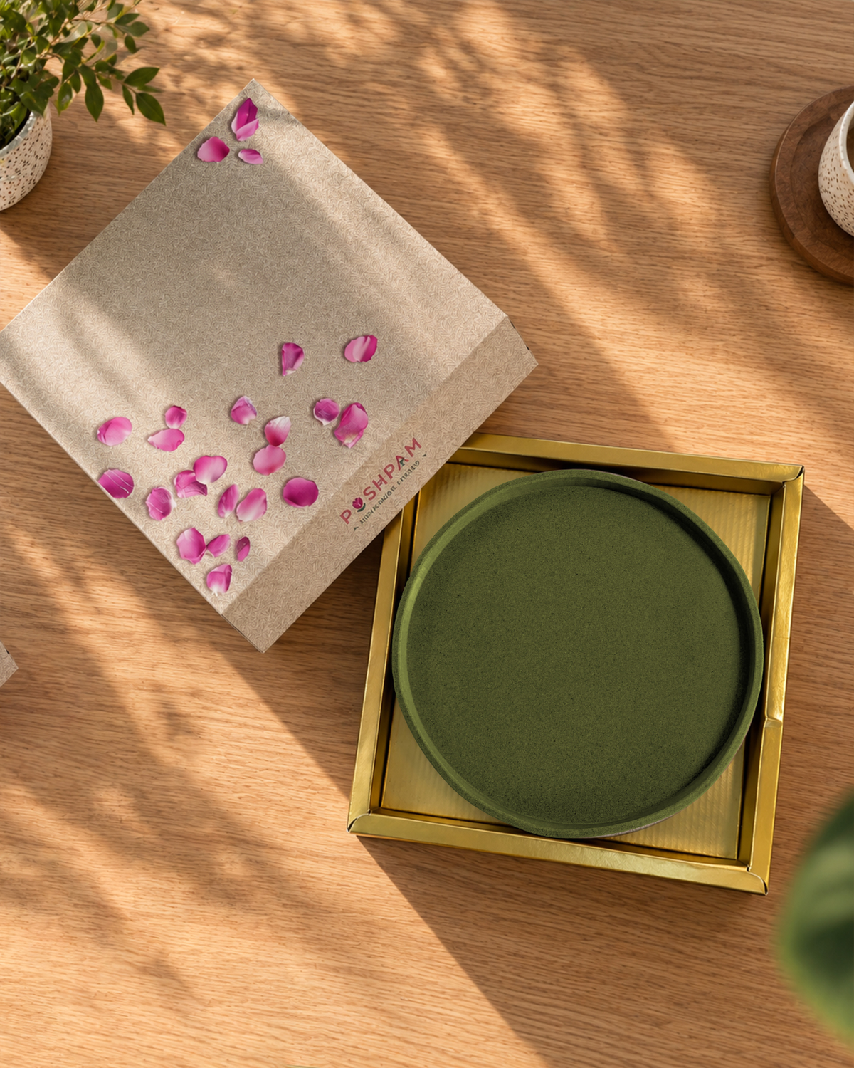 CIRCULAR GREEN TRAY