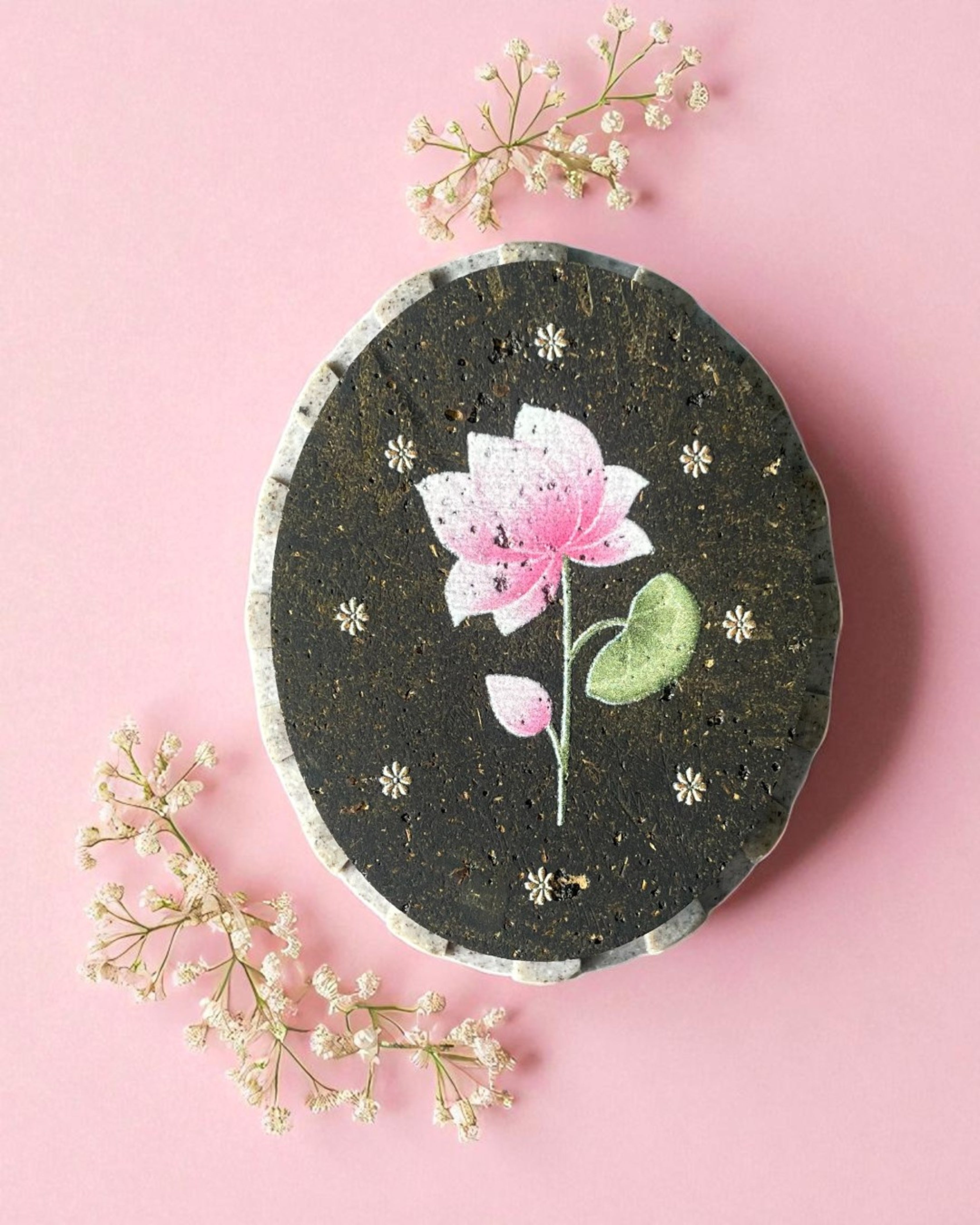 ASTHA MAGNET - Lotus (Oval)