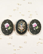 AASTHA MAGNET - Set of Purna Chhavi and Lotus (Oval)