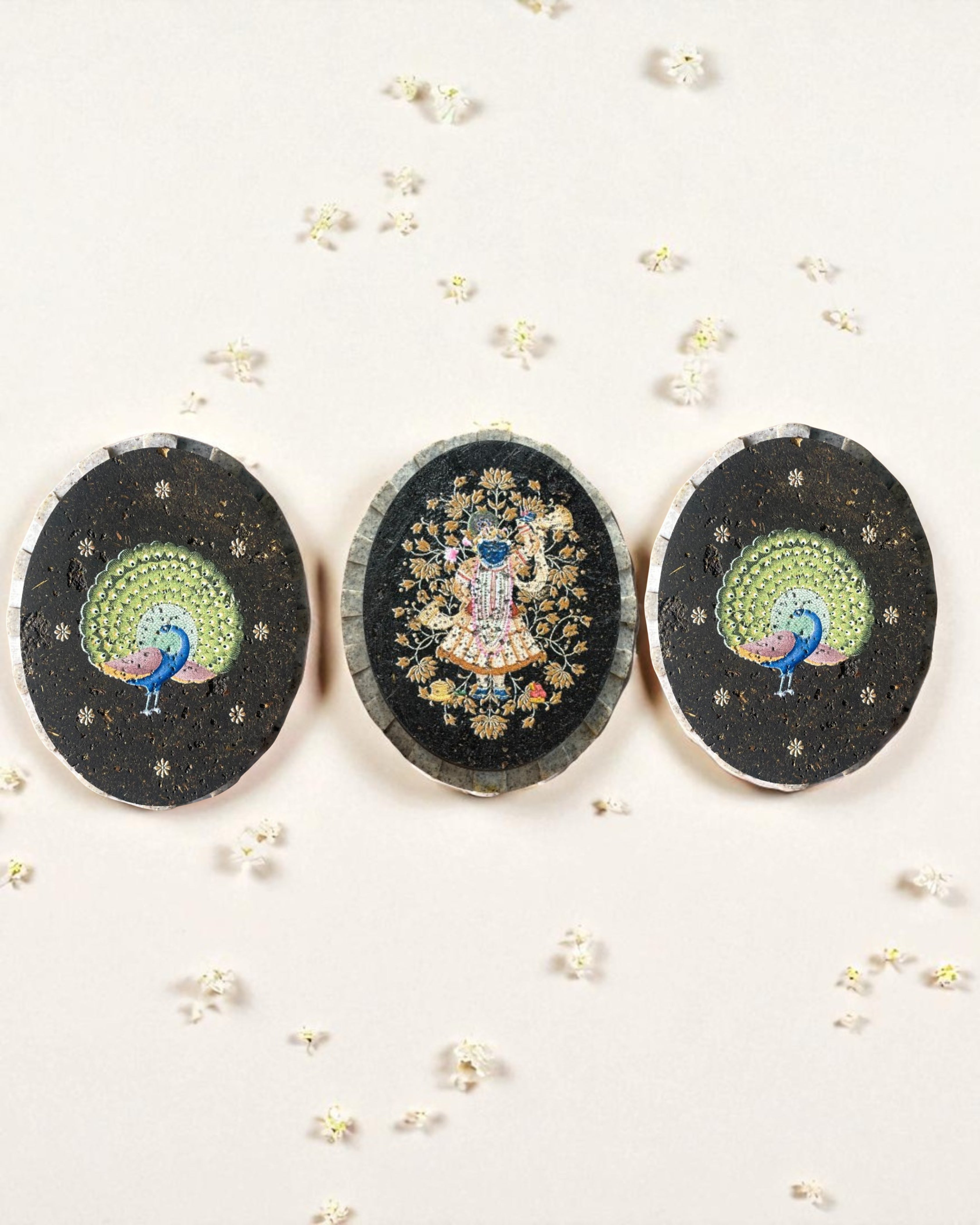AASTHA MAGNET - Set of Purna Chhavi and Peacock (Oval)