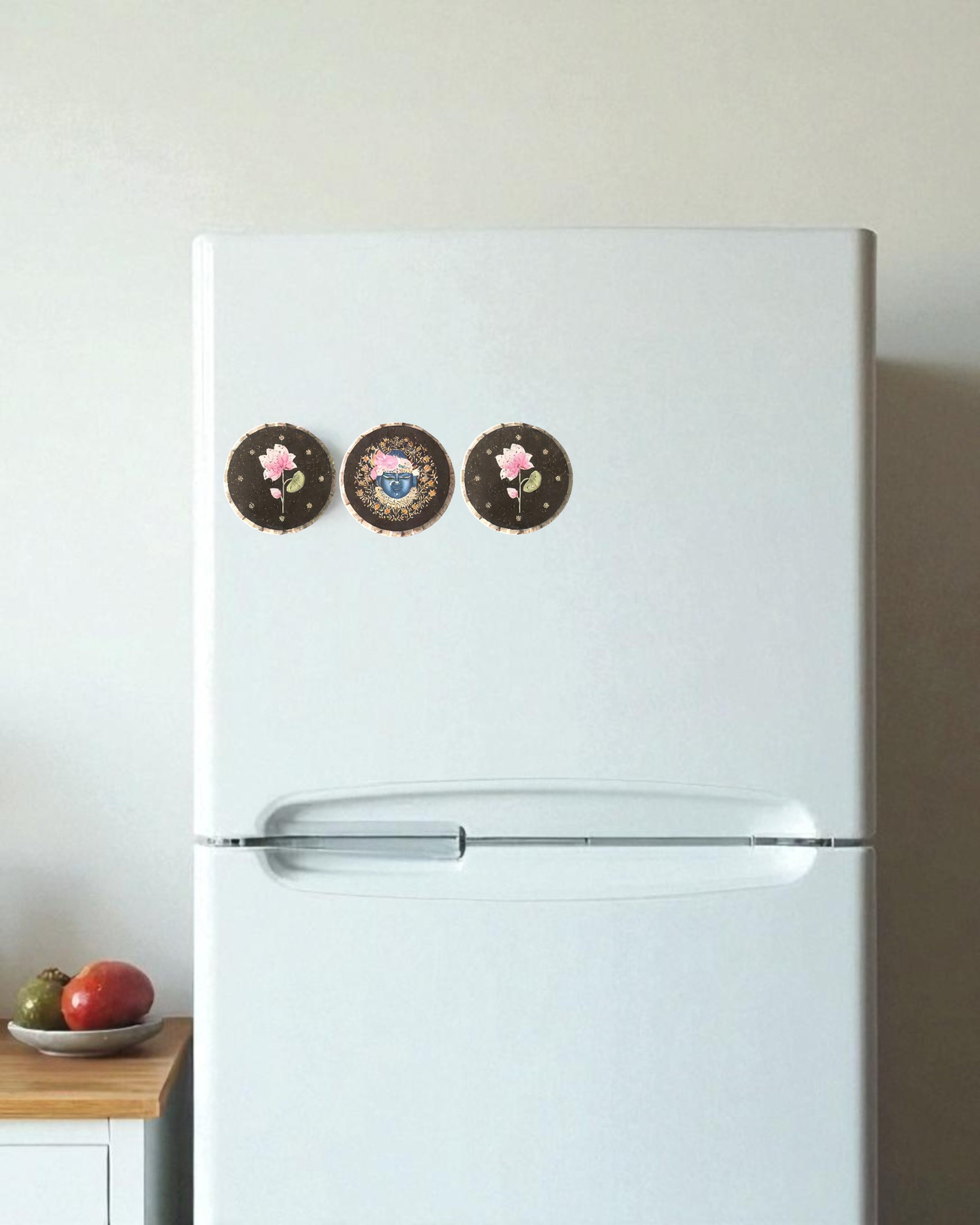 AASTHA MAGNET - Set of Mukharvind and Lotus (Circle)