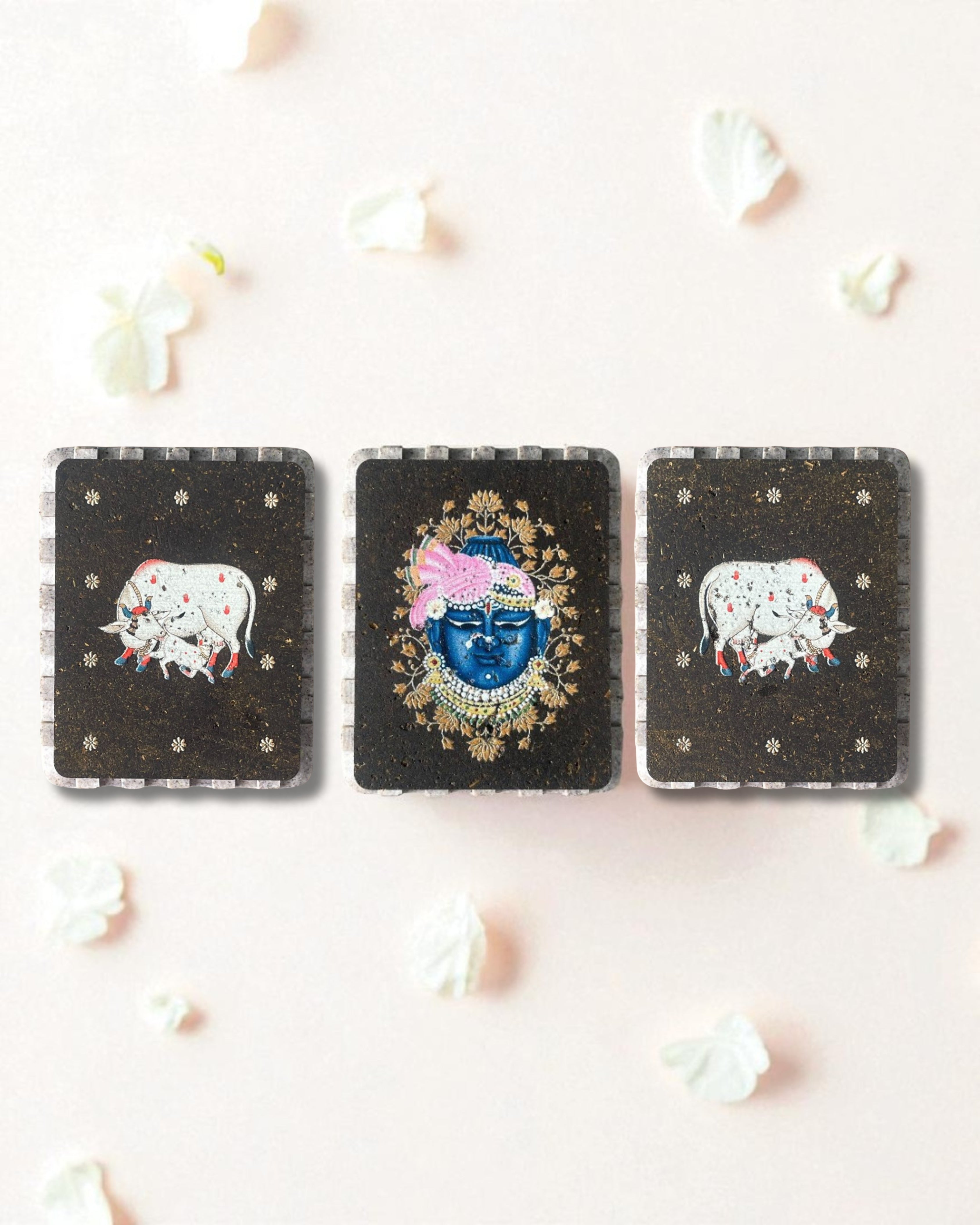 AASTHA MAGNET - Set of Mukharvind and Cows (Rectangle)
