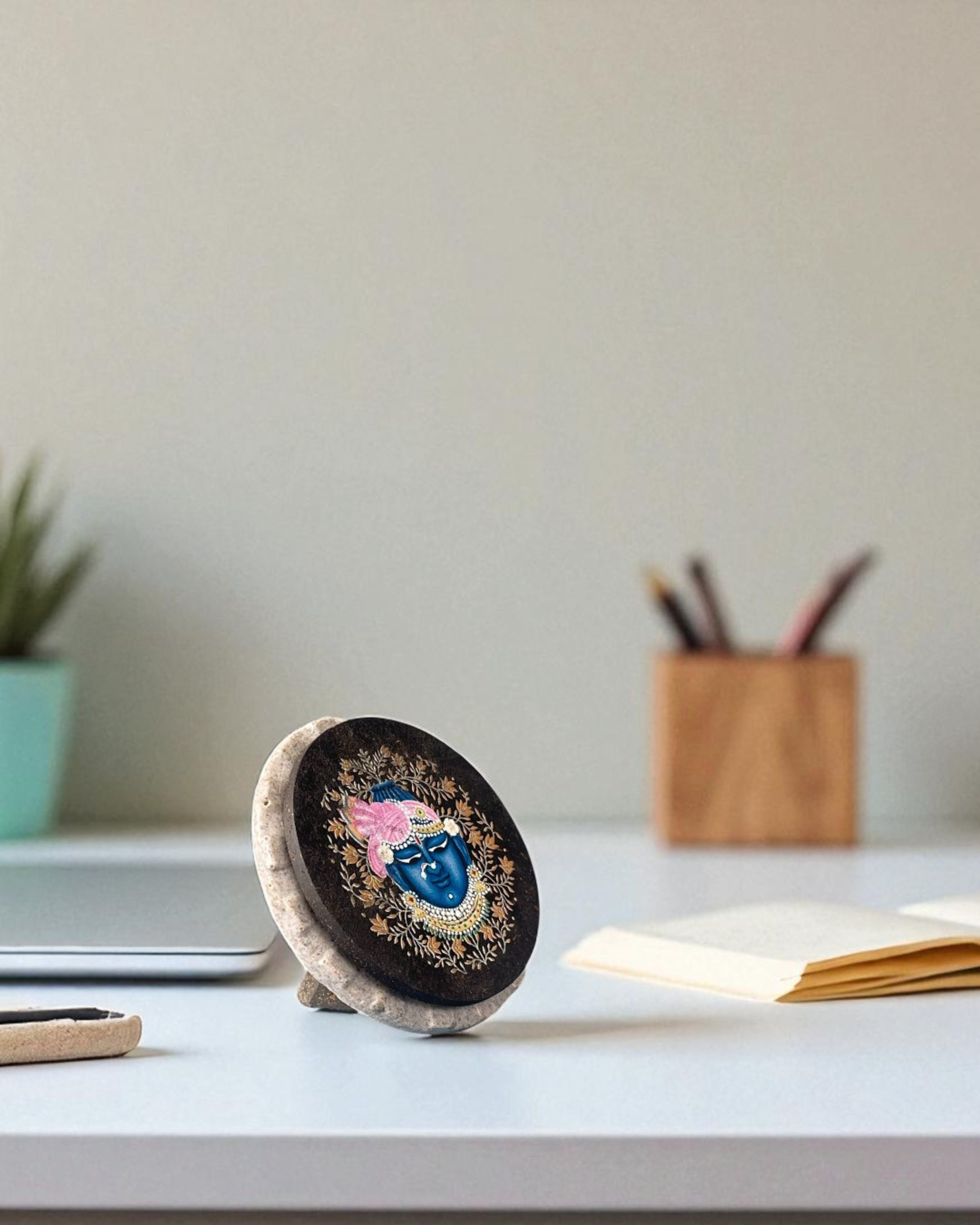 PRASAAD MUDHRIKA -  Mukharvind (Circle)